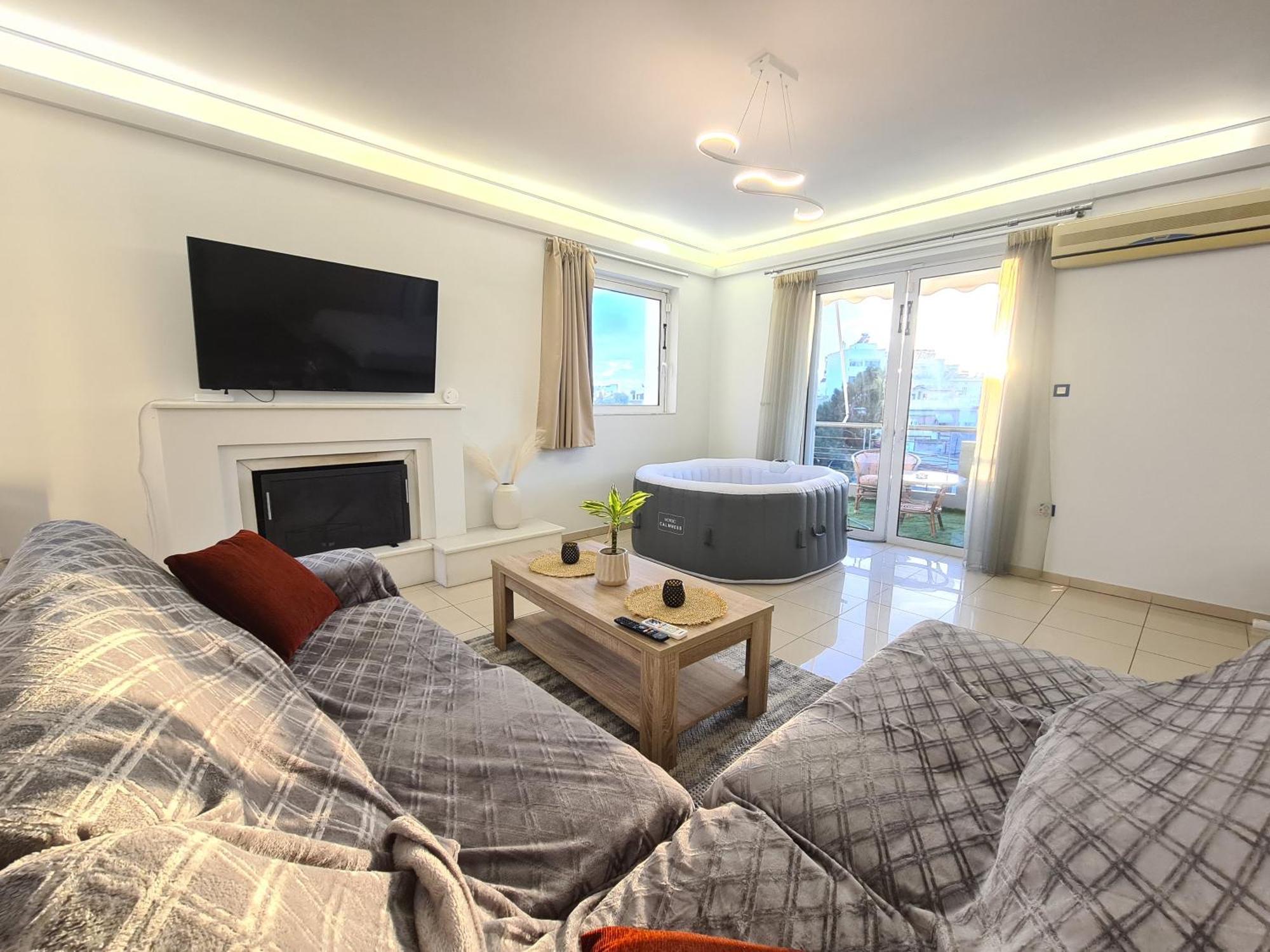 Sunny Home Private Jacuzzi Hydromassage Acropolis & Lycabettus Far View Parking 300M Metro Peristeri Athene Buitenkant foto