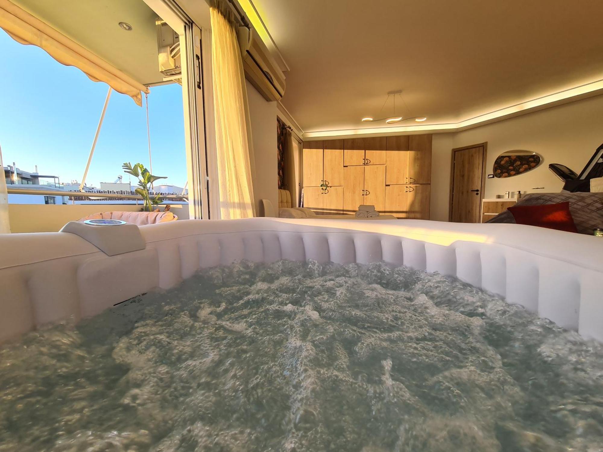 Sunny Home Private Jacuzzi Hydromassage Acropolis & Lycabettus Far View Parking 300M Metro Peristeri Athene Buitenkant foto