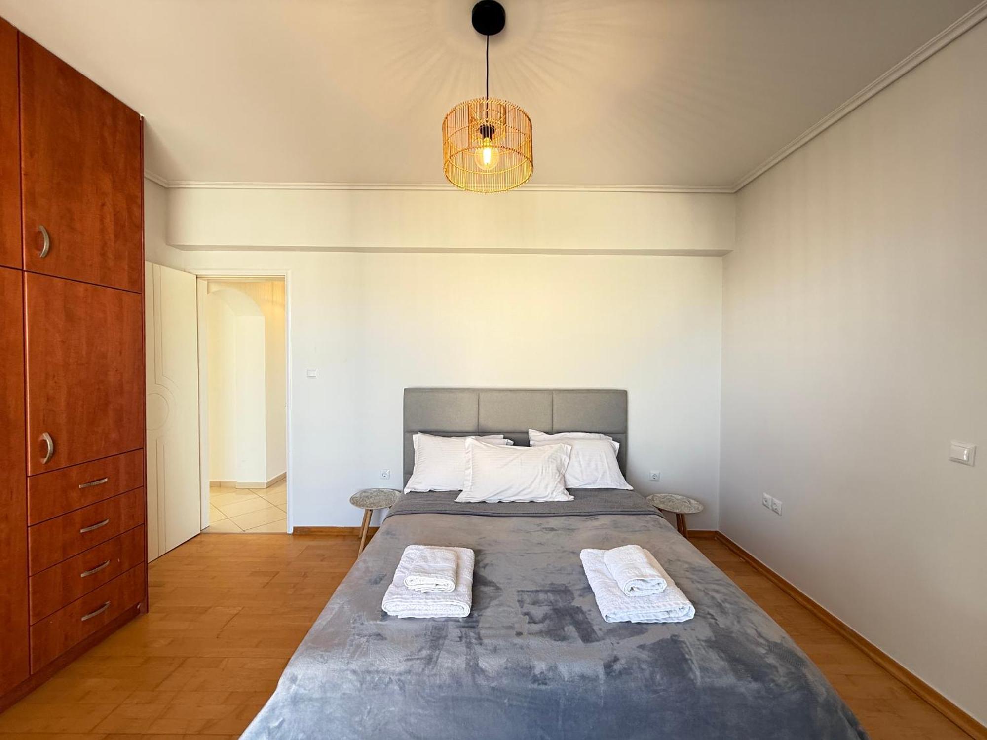 Sunny Home Private Jacuzzi Hydromassage Acropolis & Lycabettus Far View Parking 300M Metro Peristeri Athene Buitenkant foto